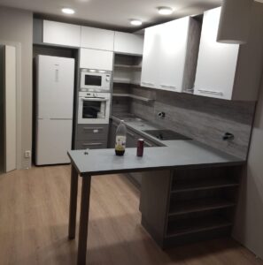 Limita furniture kuchyne 1